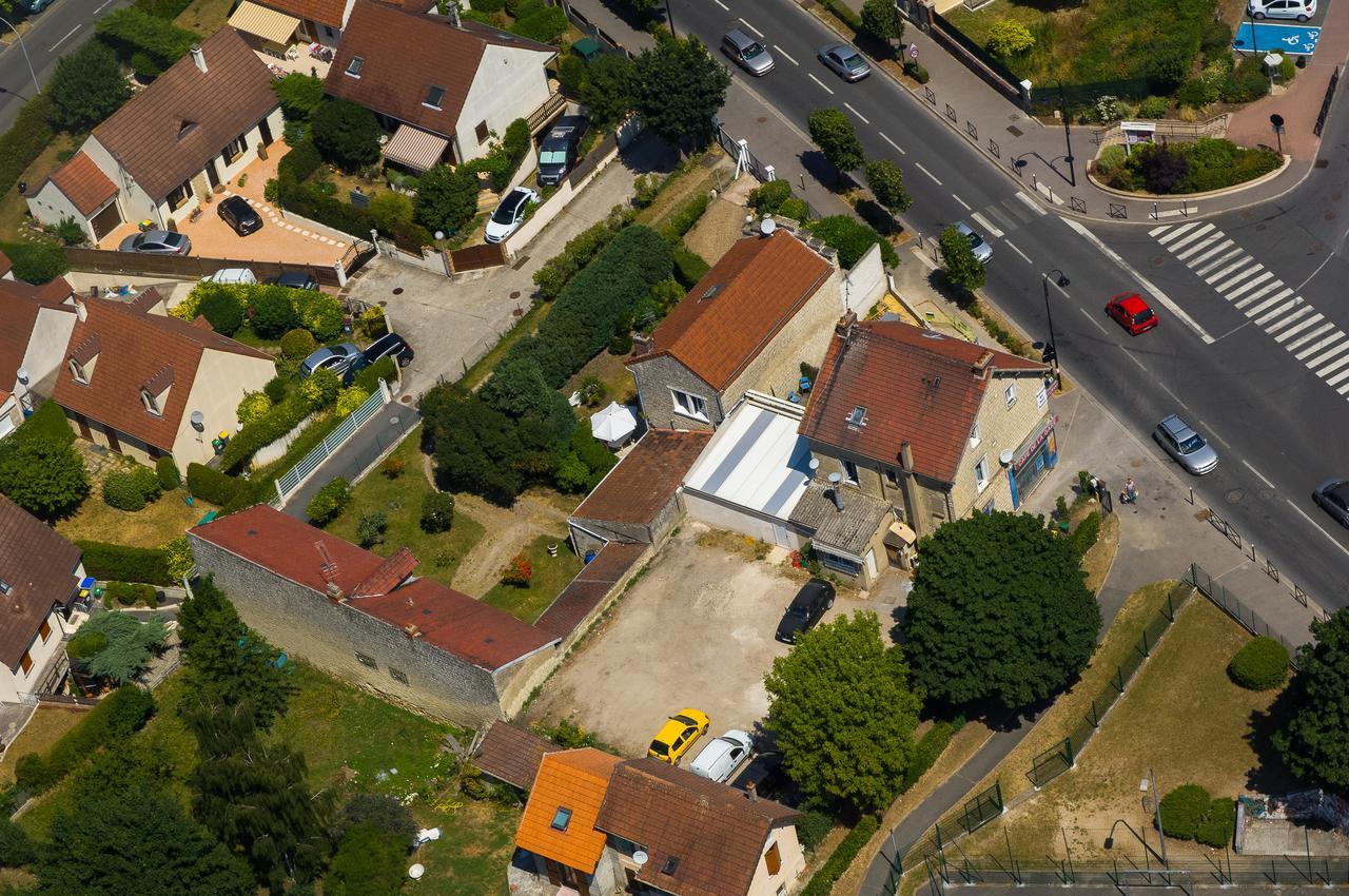 Hotel Dg Méry-sur-Oise Esterno foto