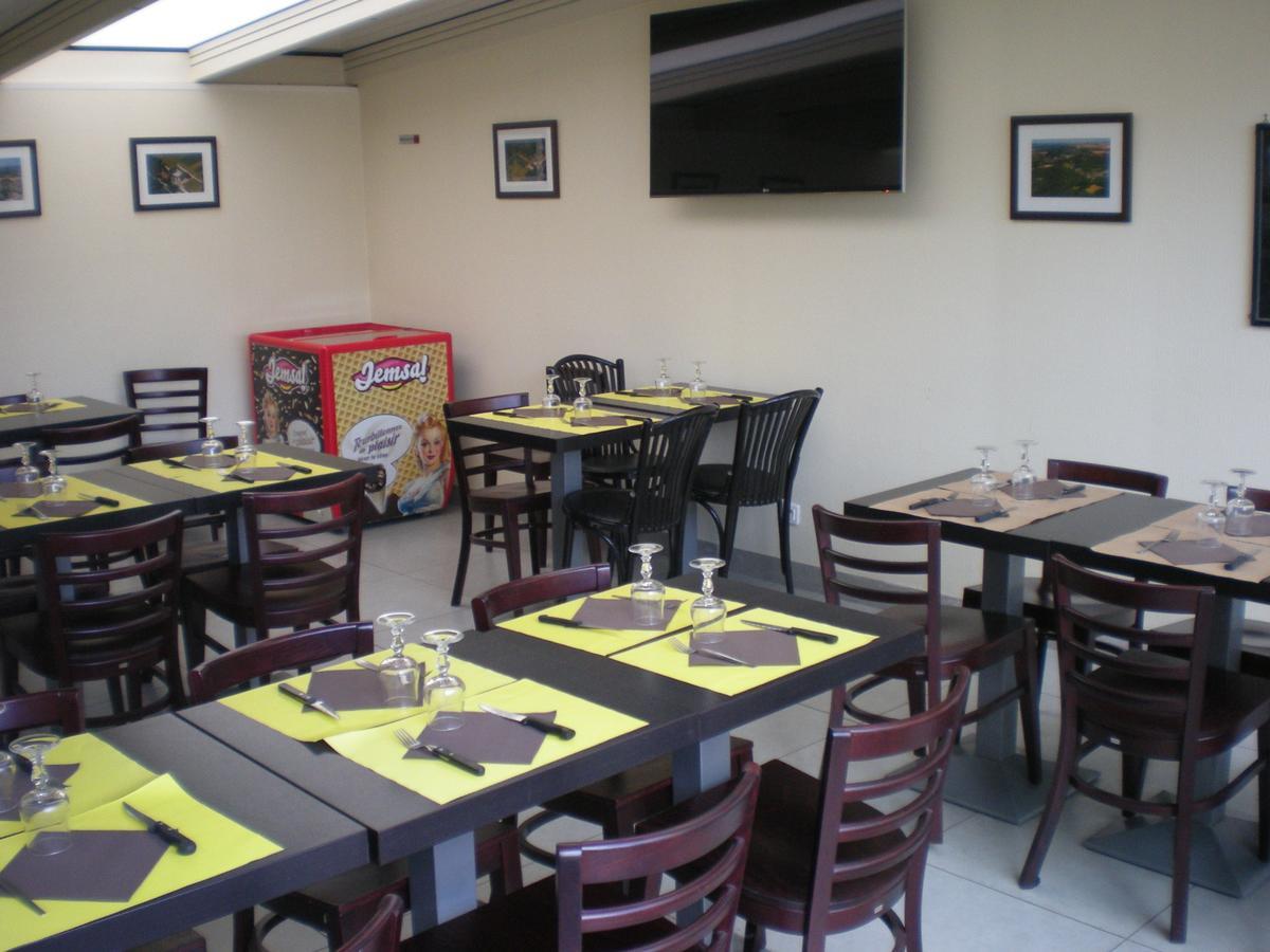 Hotel Dg Méry-sur-Oise Esterno foto