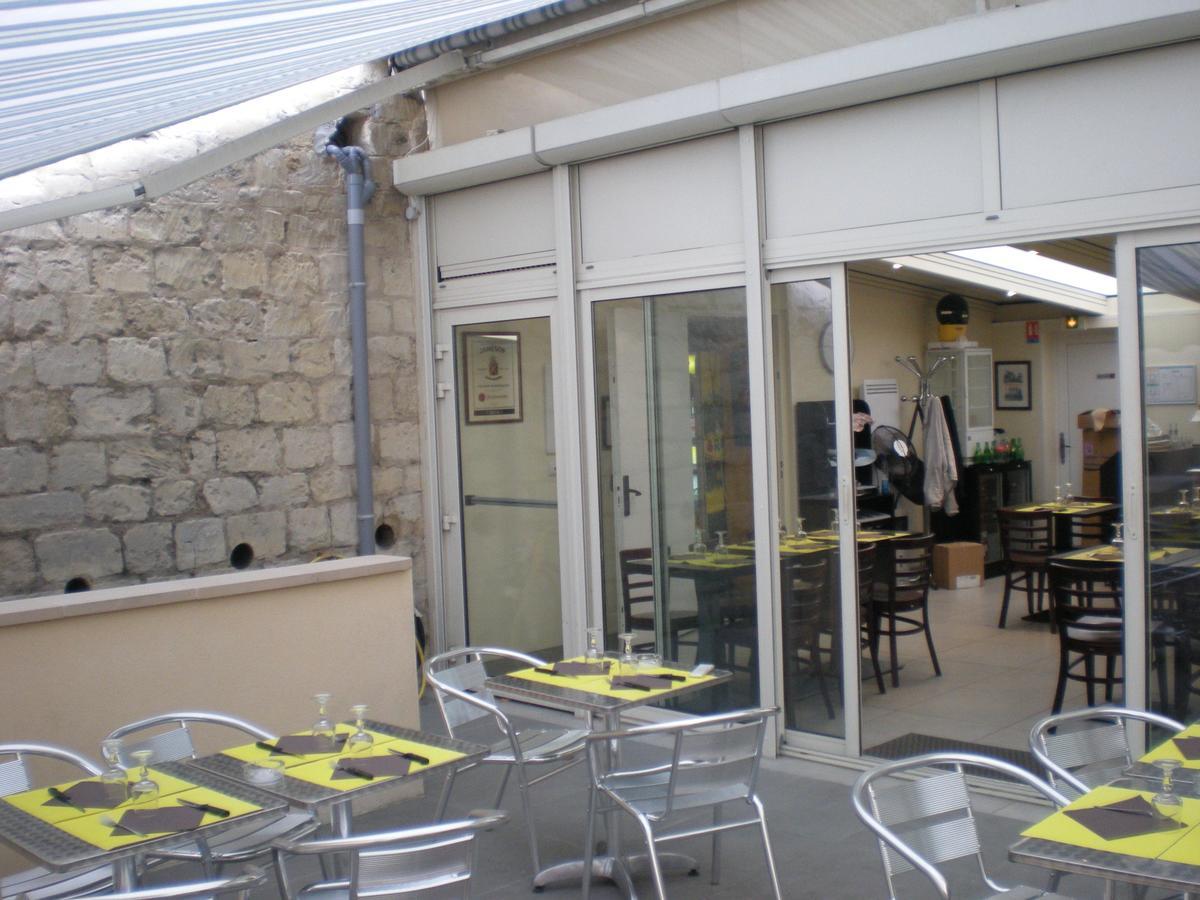Hotel Dg Méry-sur-Oise Esterno foto